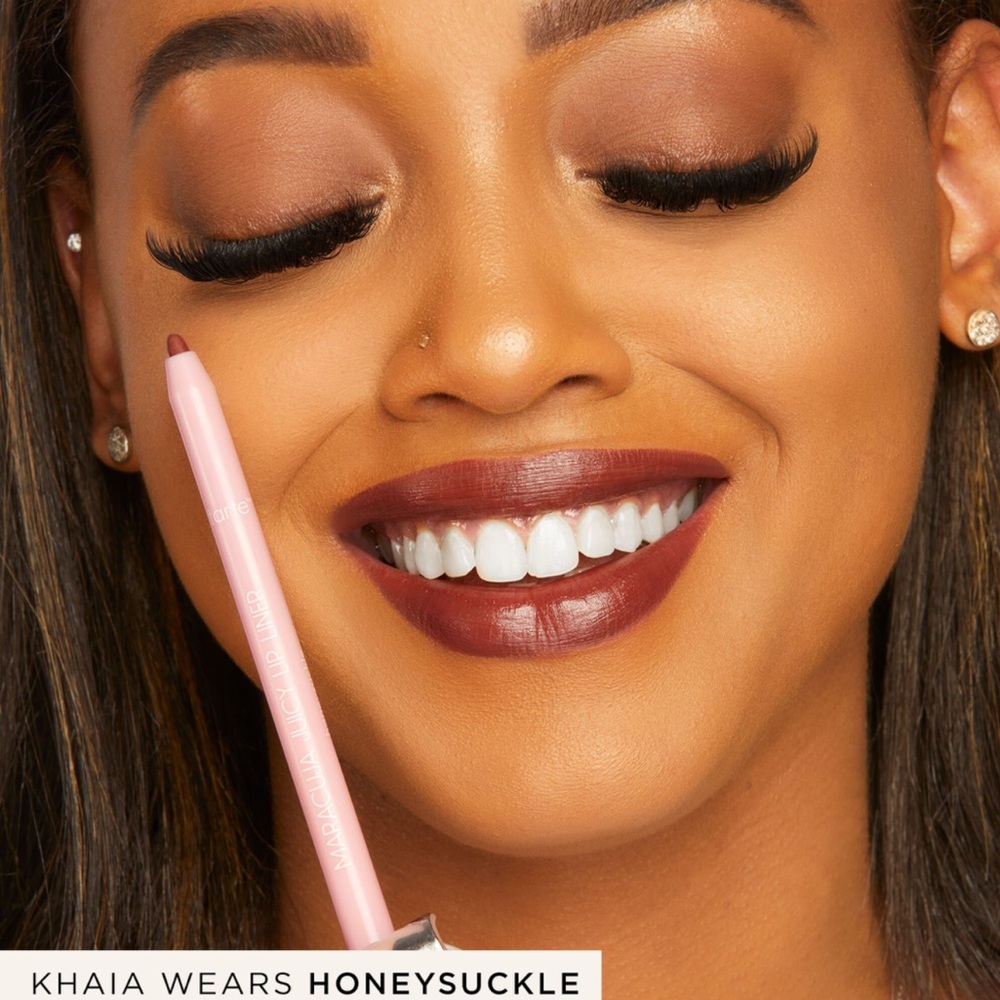 Honeysuckle Tarte maracuja juicy lip liner